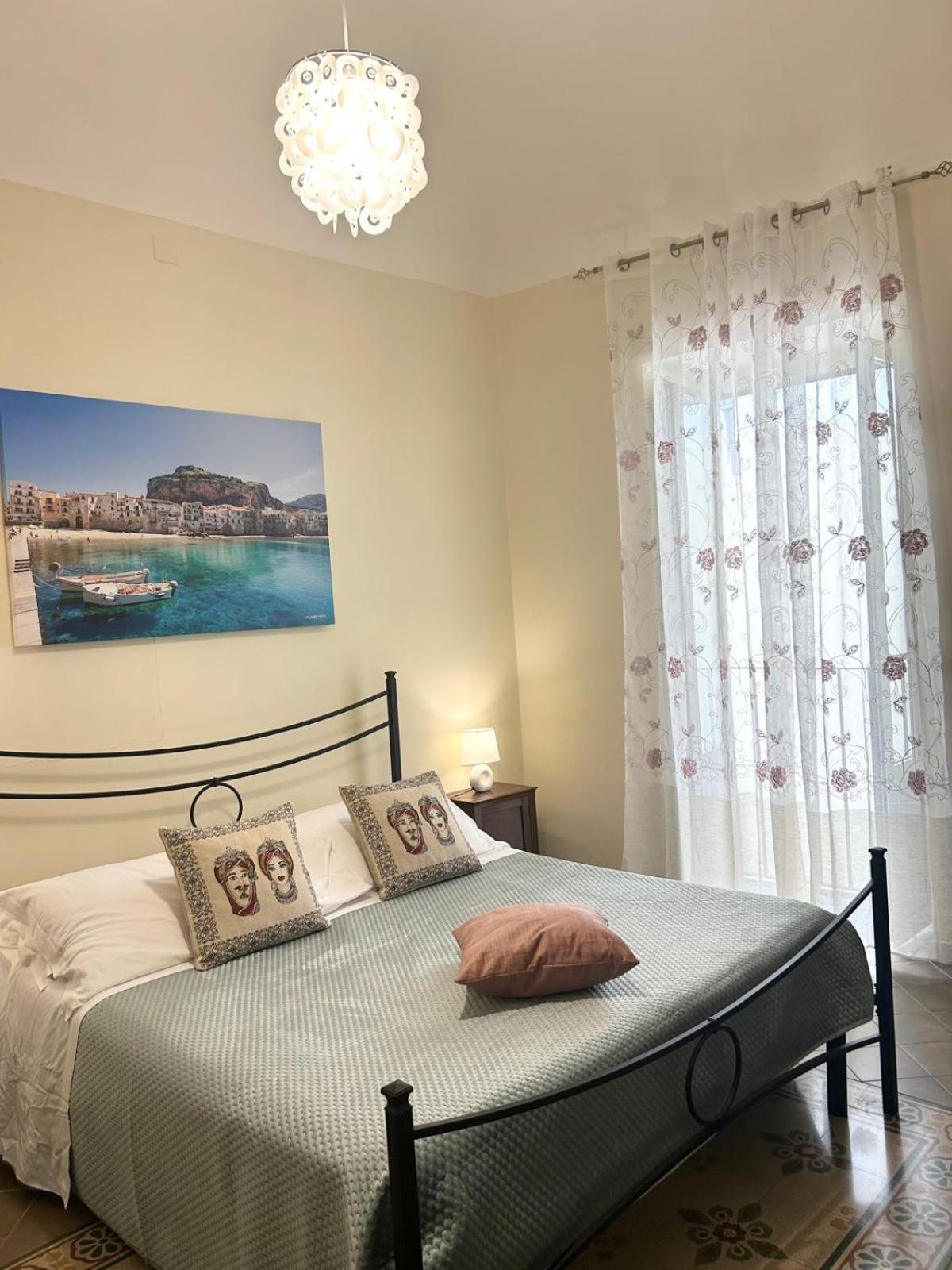 Sicilian Dream Apartments 체팔루 외부 사진