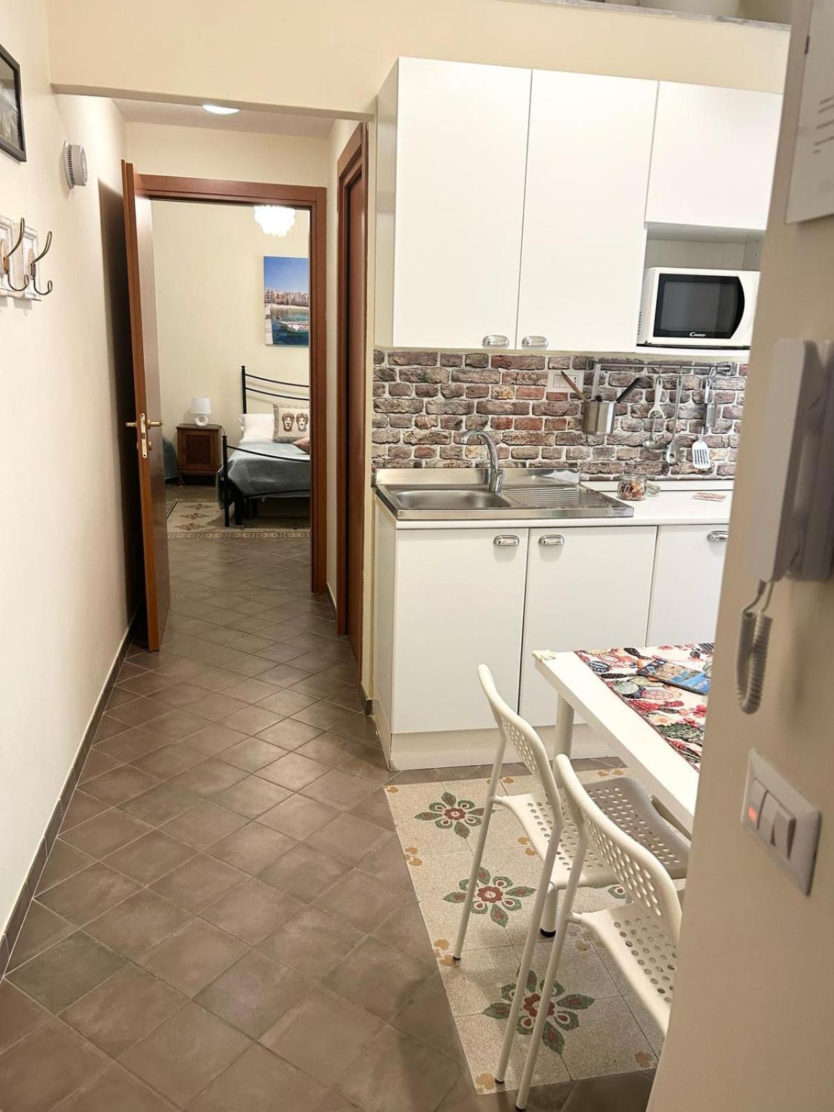 Sicilian Dream Apartments 체팔루 외부 사진