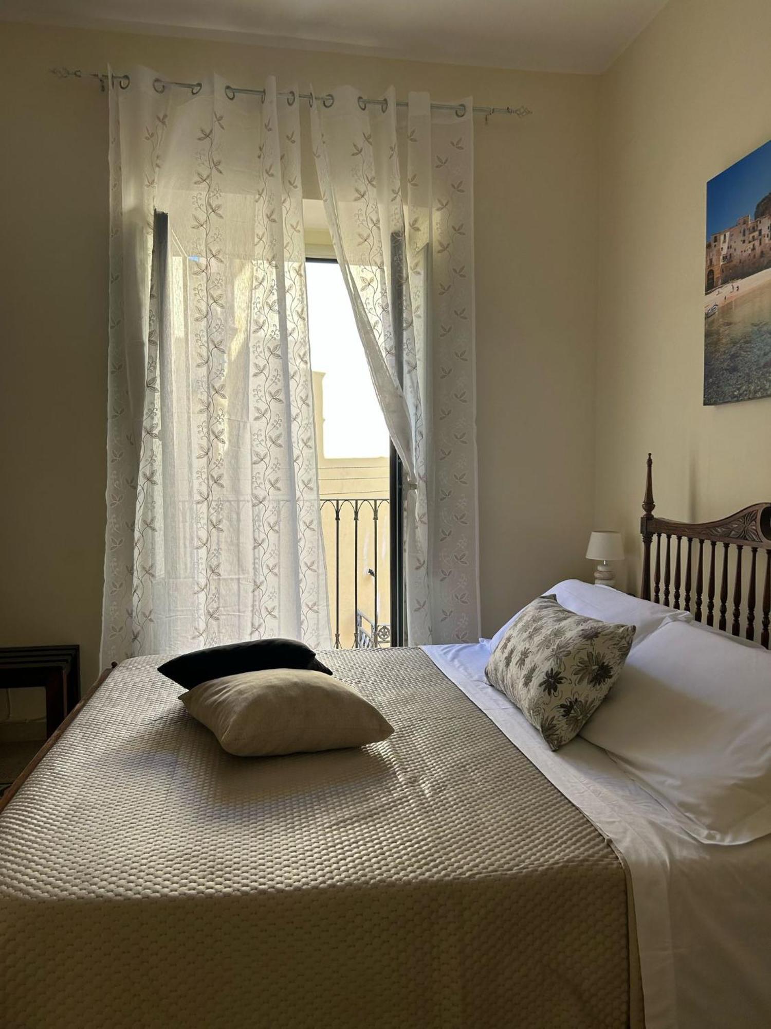 Sicilian Dream Apartments 체팔루 외부 사진