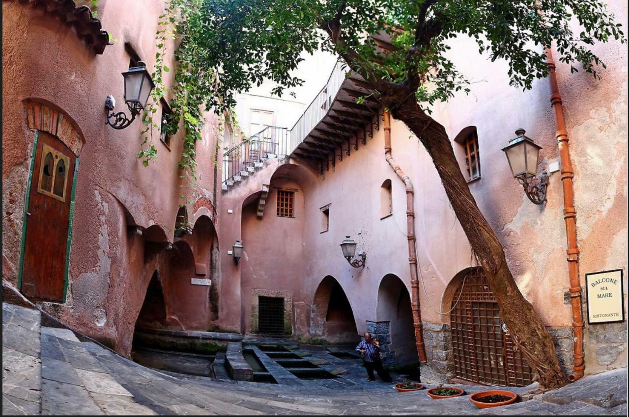 Sicilian Dream Apartments 체팔루 외부 사진